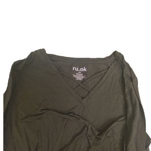 Plain black longlseeve